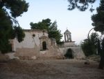66. Pobořený klášter u pláže Sisi